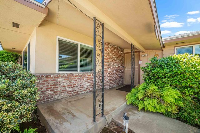 2244 E Princeton Avenue, Fresno, CA 93703