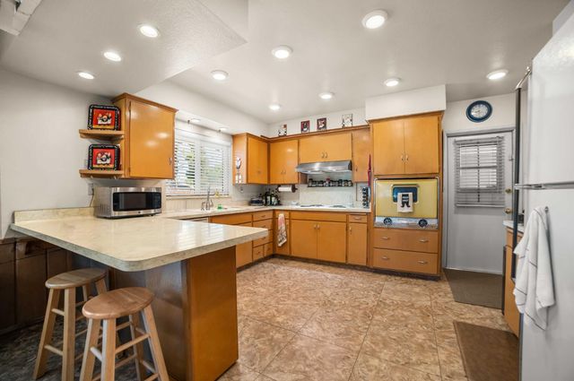 2244 E Princeton Avenue, Fresno, CA 93703