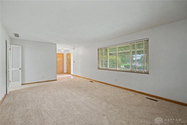 314 Beckenham Road, Englewood, OH 45322