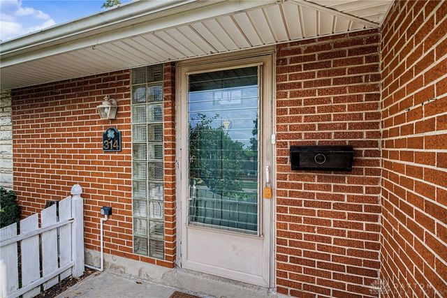 314 Beckenham Road, Englewood, OH 45322