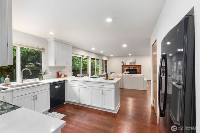 13920 101st Place NE, Kirkland, WA 98034