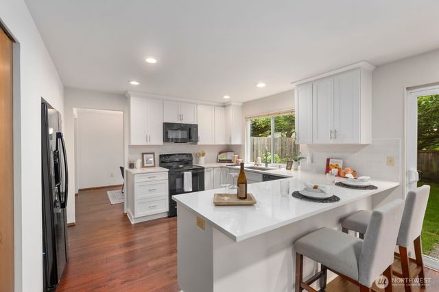 13920 101st Place NE, Kirkland, WA 98034