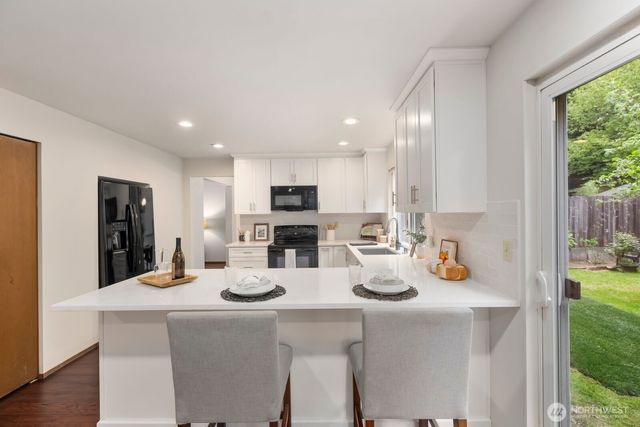 13920 101st Place NE, Kirkland, WA 98034