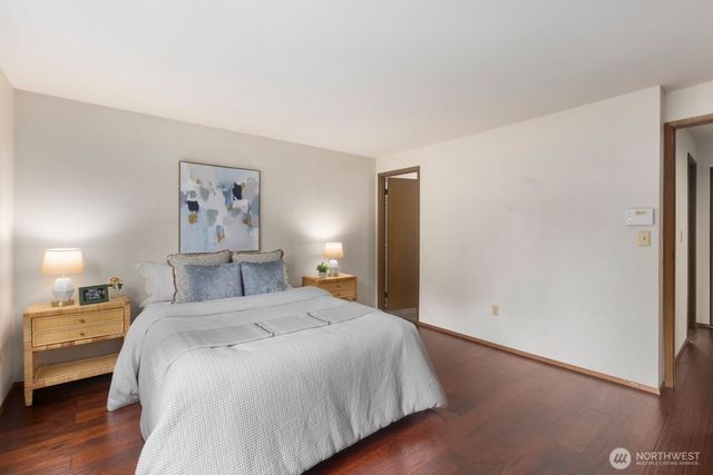 13920 101st Place NE, Kirkland, WA 98034