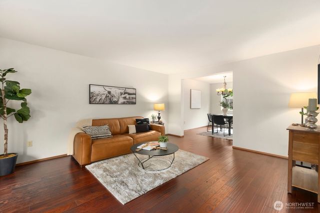 13920 101st Place NE, Kirkland, WA 98034