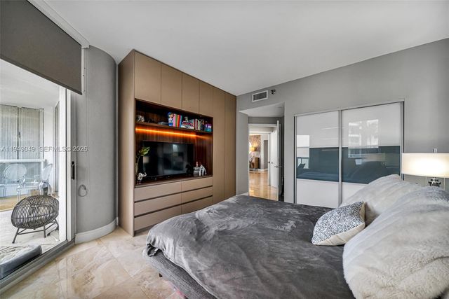 21150 Point Pl 702, Aventura, FL 33180