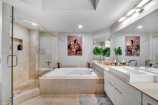 21150 Point Pl 702, Aventura, FL 33180