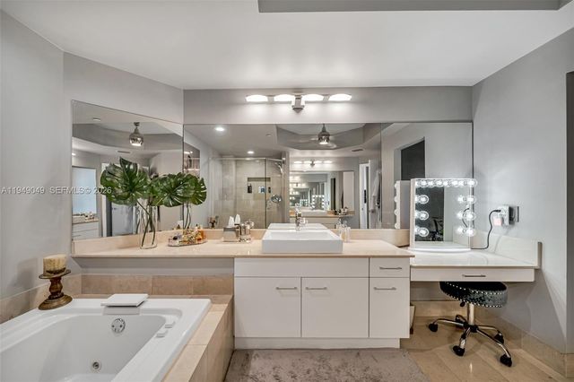 21150 Point Pl 702, Aventura, FL 33180