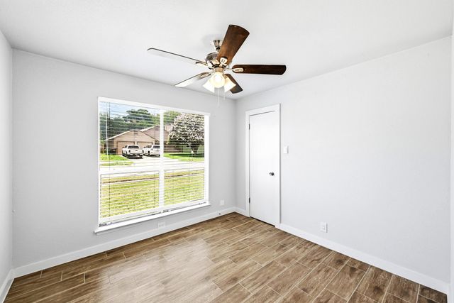 1411 Bellmar DR, Round Rock, TX 78664