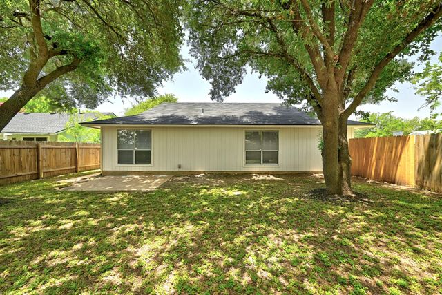 1411 Bellmar DR, Round Rock, TX 78664