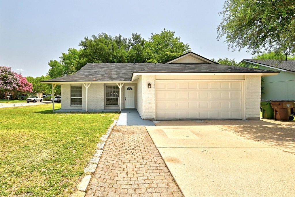 1411 Bellmar DR, Round Rock, TX 78664
