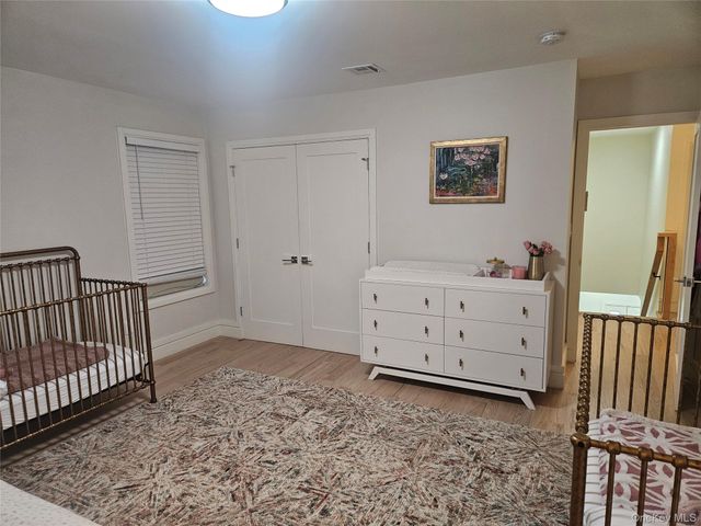 344 bayview, Inwood, NY 11096