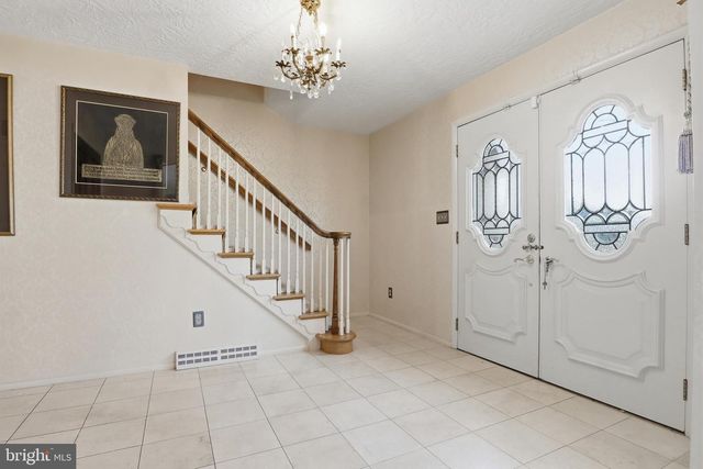 4041 ROBINHOOD, York, PA 17408