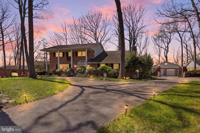 4041 ROBINHOOD, York, PA 17408