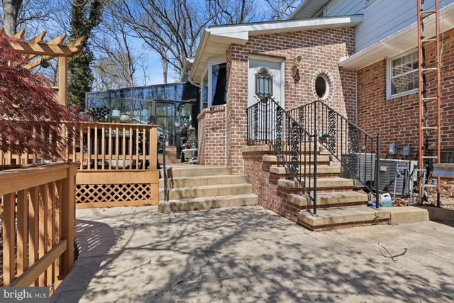 4041 ROBINHOOD, York, PA 17408