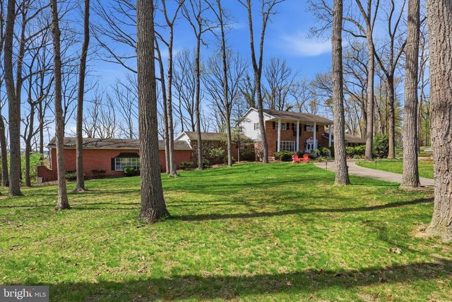 4041 ROBINHOOD, York, PA 17408