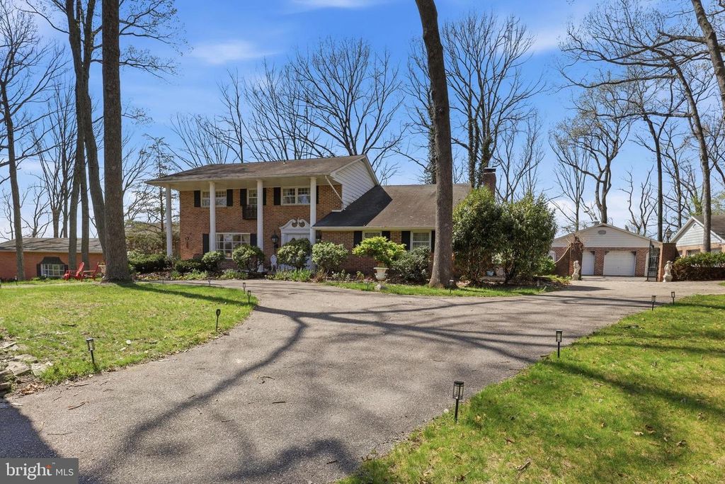 4041 ROBINHOOD, York, PA 17408