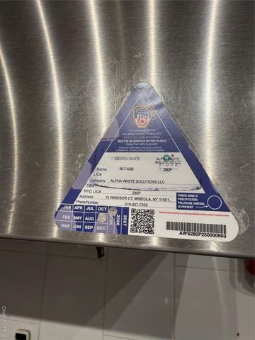 84-06 37th Ave, Jackson Heights, NY 11342