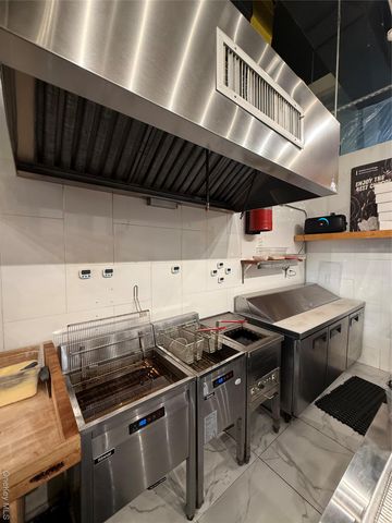 84-06 37th Ave, Jackson Heights, NY 11342