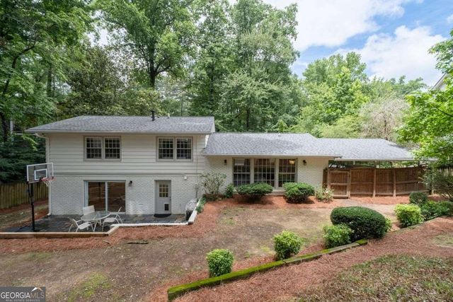 90 Angus Trail, Atlanta, GA 30328