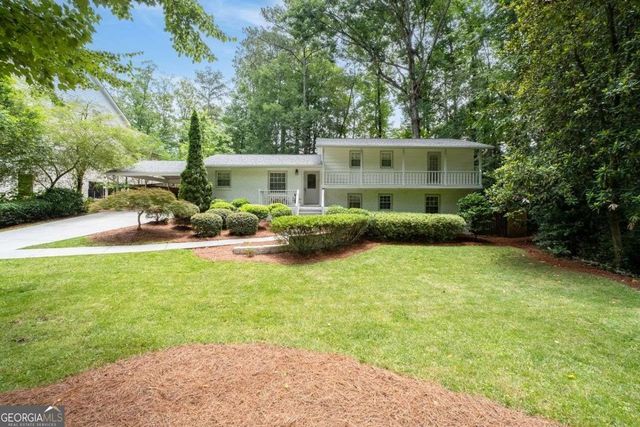 90 Angus Trail, Atlanta, GA 30328