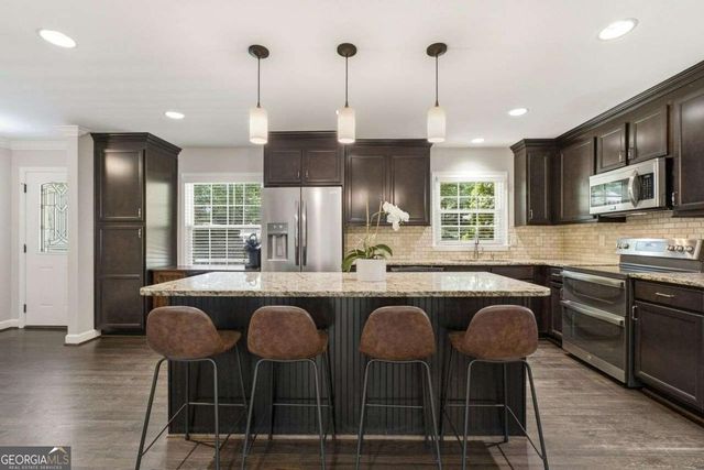 90 Angus Trail, Atlanta, GA 30328