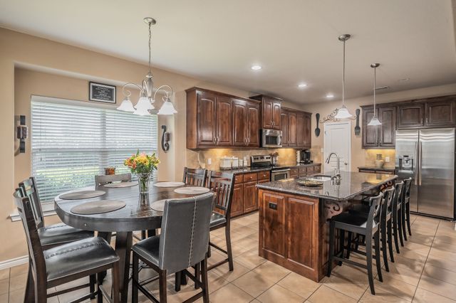 309 Garden Path Lane, Mansfield, TX 76063