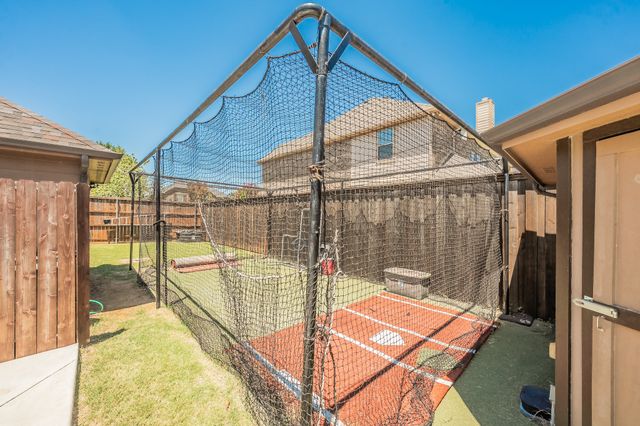309 Garden Path Lane, Mansfield, TX 76063