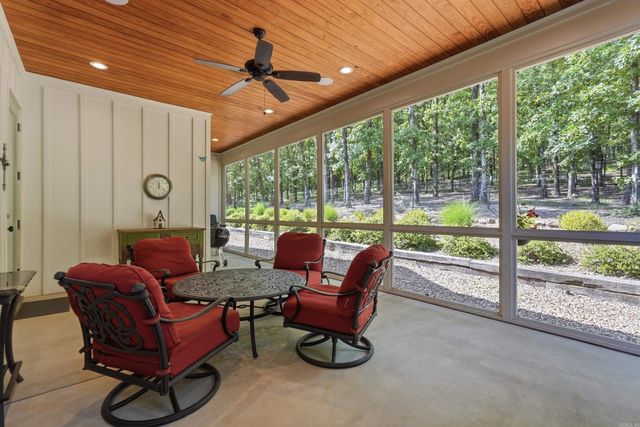 49 Goshen Valley Dr, Mayflower, AR 72106