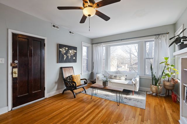 7140 S Eberhart Avenue, Chicago, IL 60619