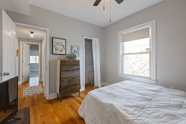 7140 S Eberhart Avenue, Chicago, IL 60619