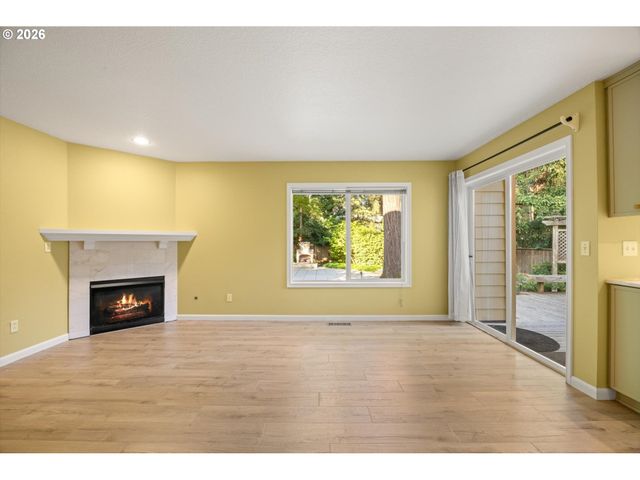 17226 Tualatin St, Lake Oswego, OR 97035