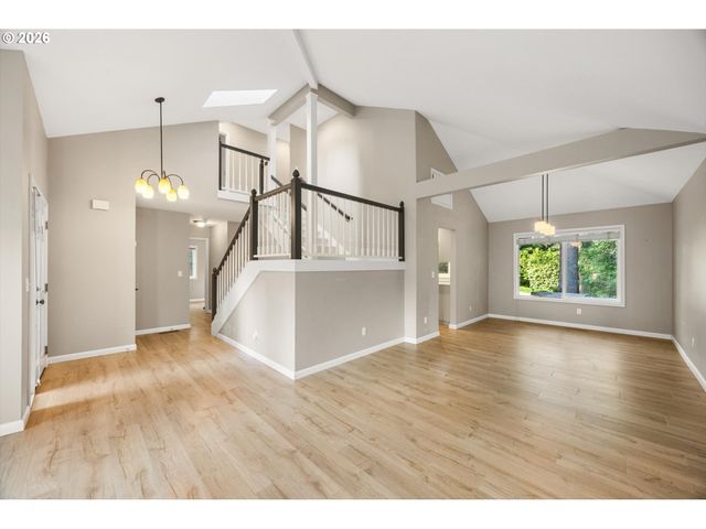 17226 Tualatin St, Lake Oswego, OR 97035
