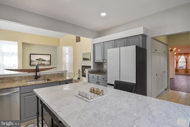 22 FAIRWAY BLVD, Monroe Township, NJ 08831