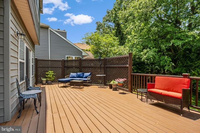 22 FAIRWAY BLVD, Monroe Township, NJ 08831