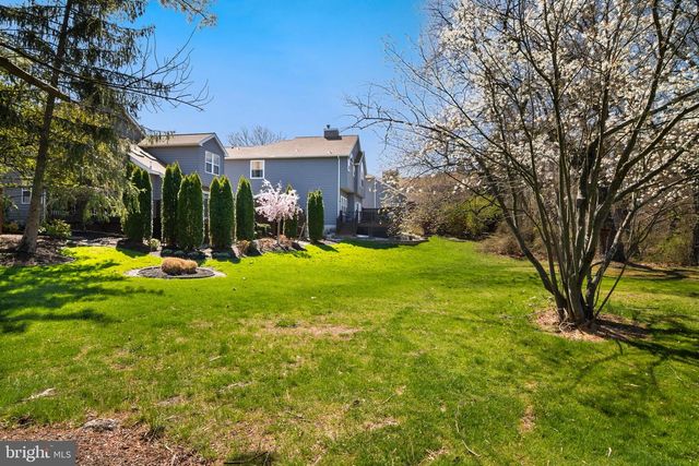 22 FAIRWAY BLVD, Monroe Township, NJ 08831