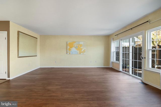 22 FAIRWAY BLVD, Monroe Township, NJ 08831