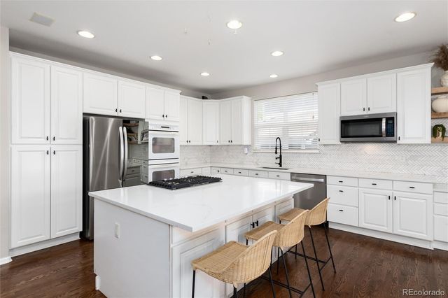 3920 Sunridge Terrace Drive, Castle Rock, CO 80109