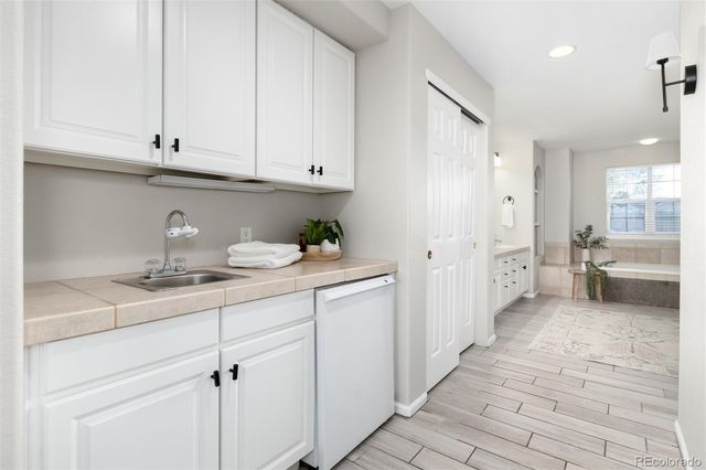 3920 Sunridge Terrace Drive, Castle Rock, CO 80109