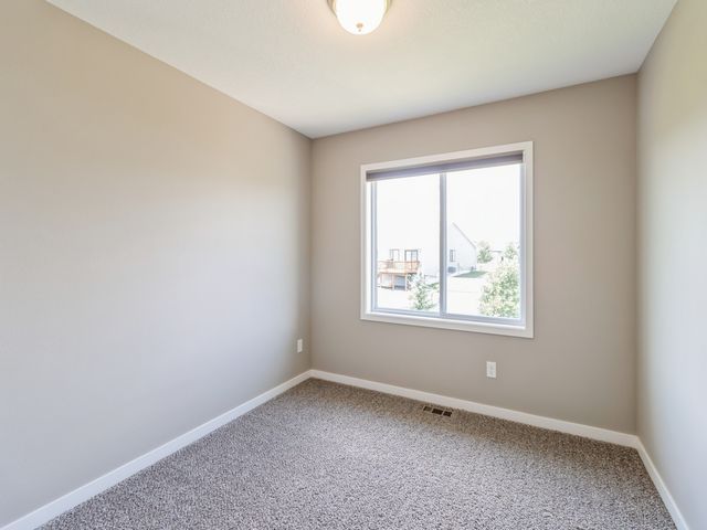 101 Sycamore Lane, Norwalk, IA 50211