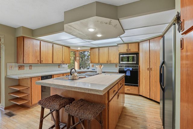 1202 S Starr Ln, Liberty Lake, WA 99019