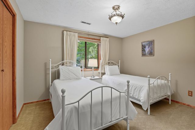 1202 S Starr Ln, Liberty Lake, WA 99019