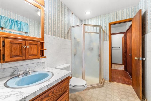 3S984 Oakland Lane, North Aurora, IL 60542