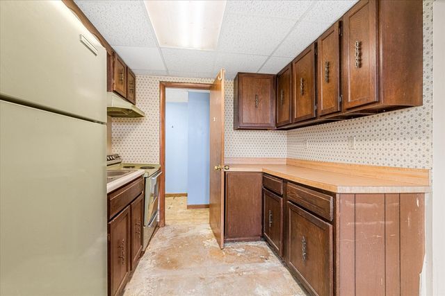 3S984 Oakland Lane, North Aurora, IL 60542