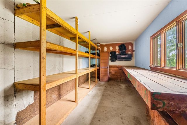 3S984 Oakland Lane, North Aurora, IL 60542