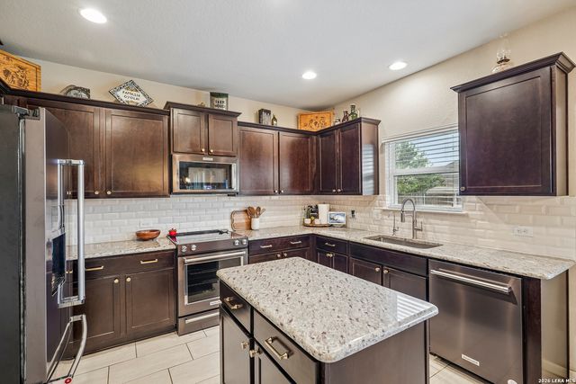 1344 LAUREN ST, New Braunfels, TX 78130