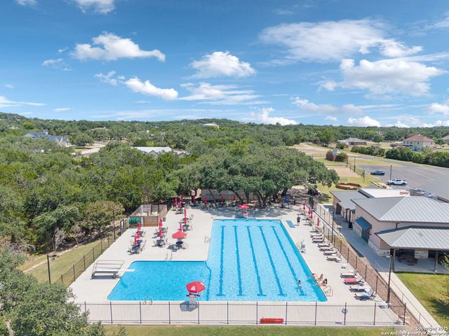 910 Silent Hollow, San Antonio, TX 78260