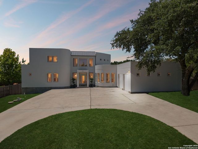 910 Silent Hollow, San Antonio, TX 78260