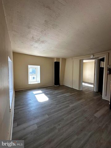 26 S STATE ST, Dover, DE 19901