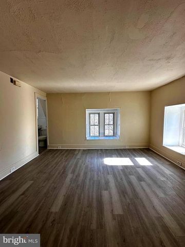 26 S STATE ST, Dover, DE 19901